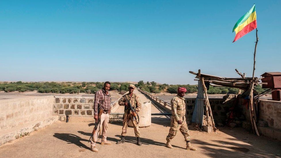 Le forze e le milizie di Amhara si sono trasferite nel centro agricolo di Humera, nel Tigray, al confine con l'Eritrea